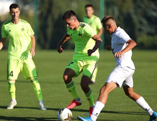 Dos estándares, dos objetivos