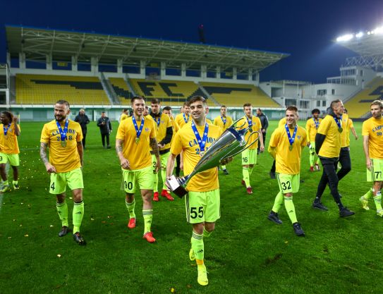 Eco del 17–o Titulo de Campeon