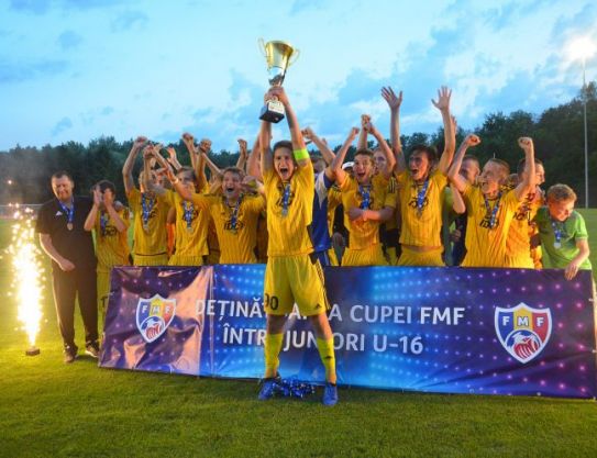 Cum juniorii Cupa au luat
