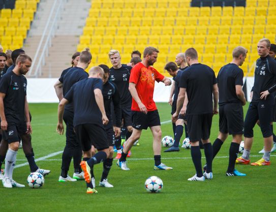 Entrenamiento del equipo " Odd " ( fotos )