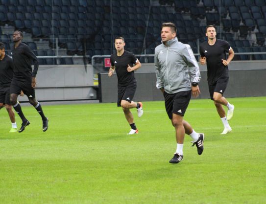 Entrenamiento de Friends Arena