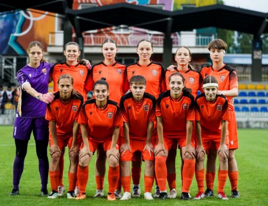 Finală tensionată la feminin